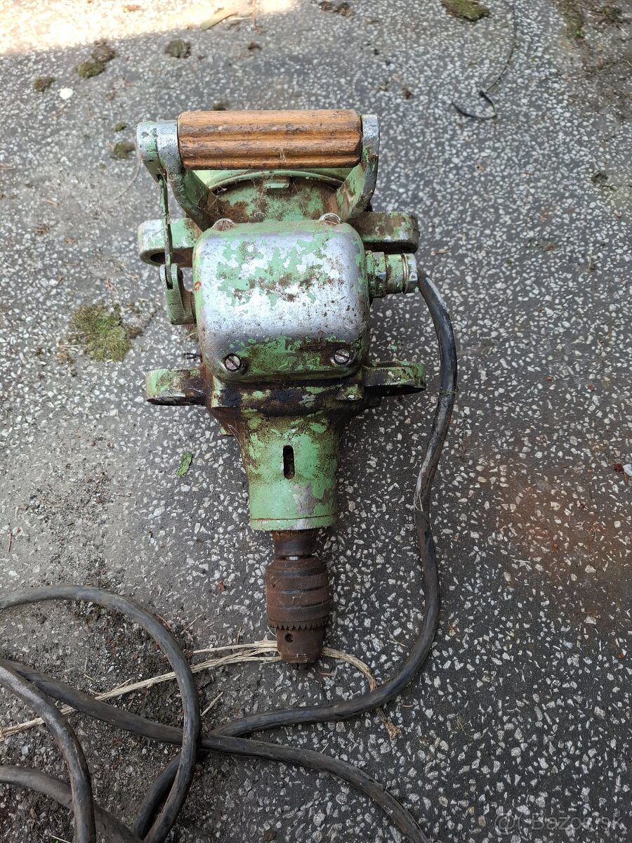 stolárska vŕtačka - 2