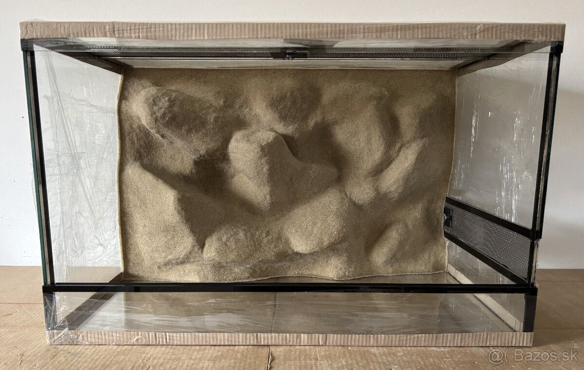 Terárium 80x50x50 s 3D stenou - 2