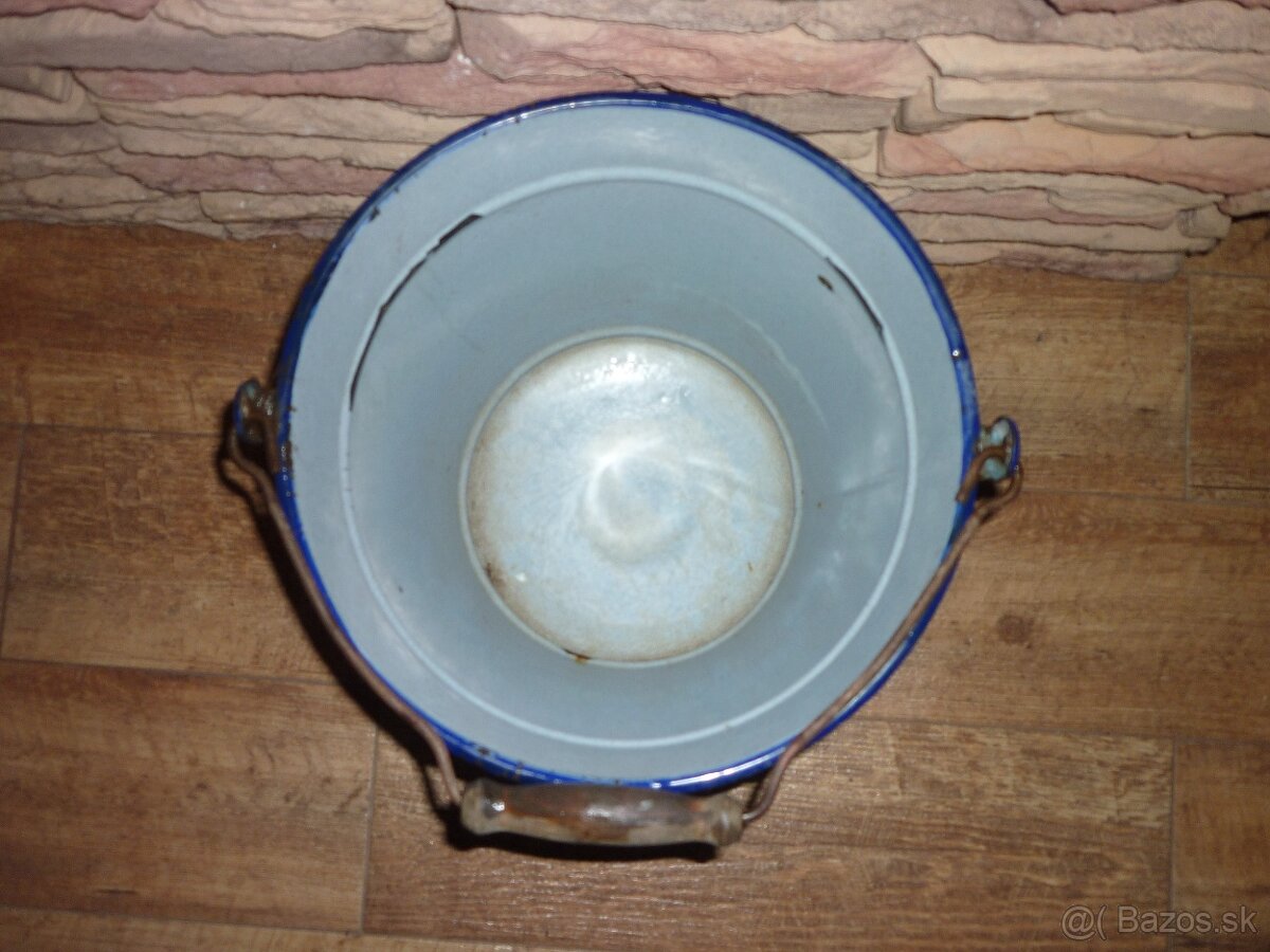 Smaltované vedro - 2