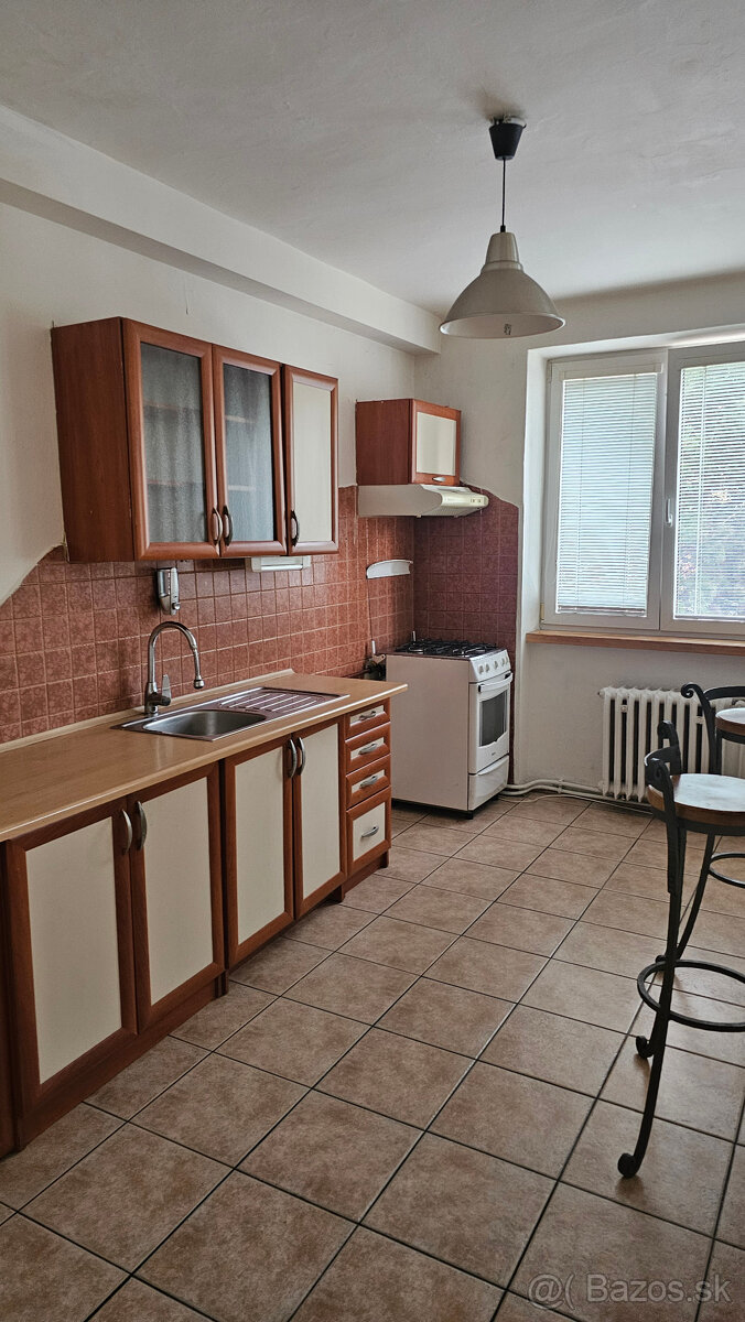 Predaj 3. - izb. byt - 2