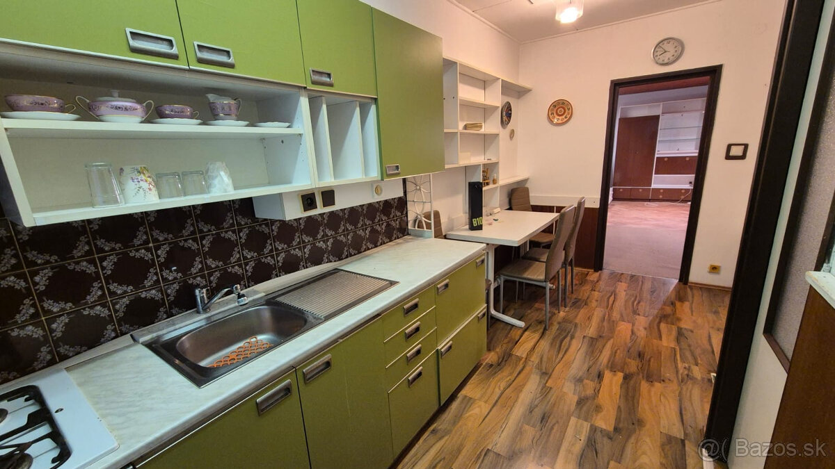 FINREA│Prenájom 4 izbového rodinného domu v Martine - 2