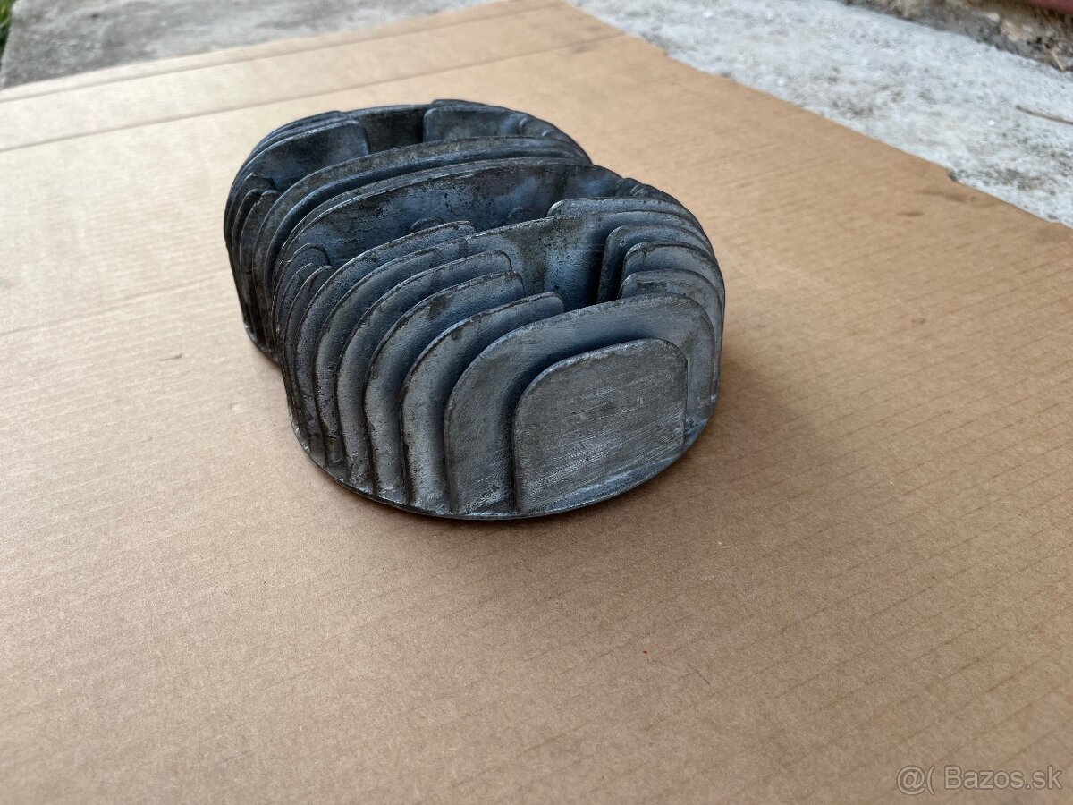 Hlavy valcov z motora Jawa 350 model Panelka/Športka - 2