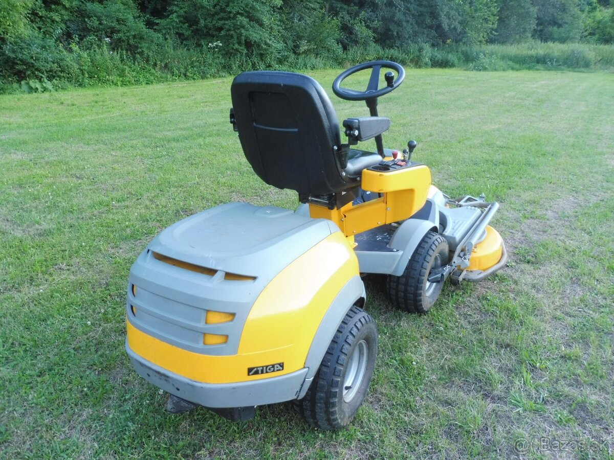predám kosačku - rider STIGA, travný traktor. 4x4,super stav - 2