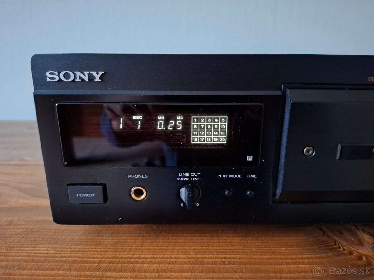 SONY CDP-XA20ES TOP stav - 2