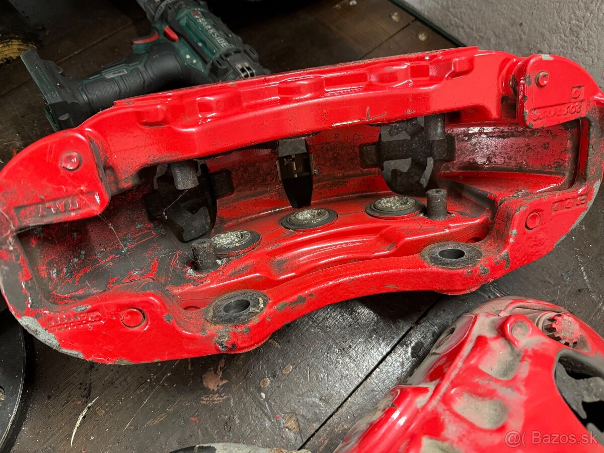 Porsche Cayenne Turbo - 2