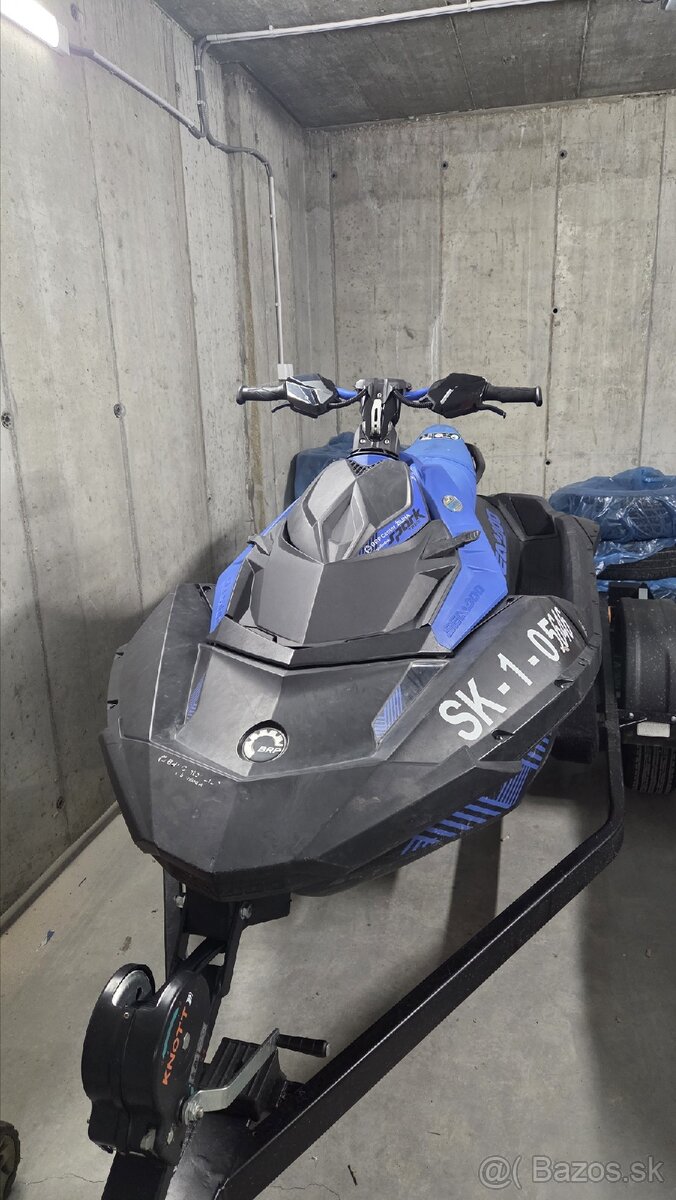 Predám vodny skuter SEA DOO SPARK Trix - 2