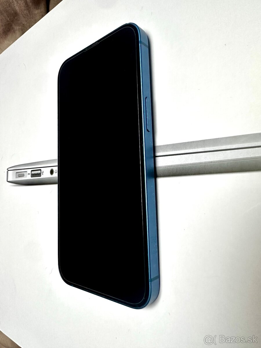Predám Apple iphone 13 - 128 GB - 2