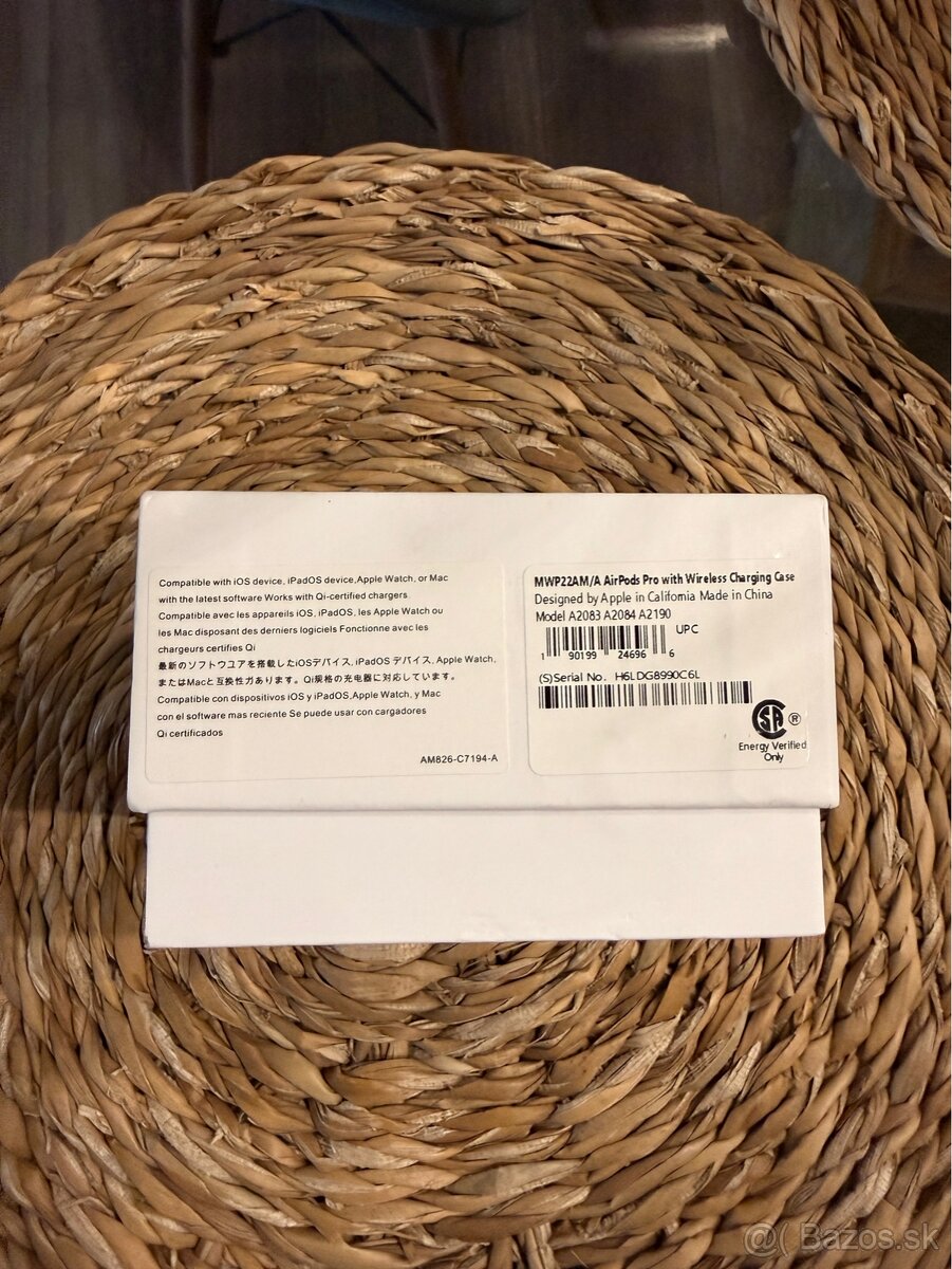 AirPods 1 Pro box - 2