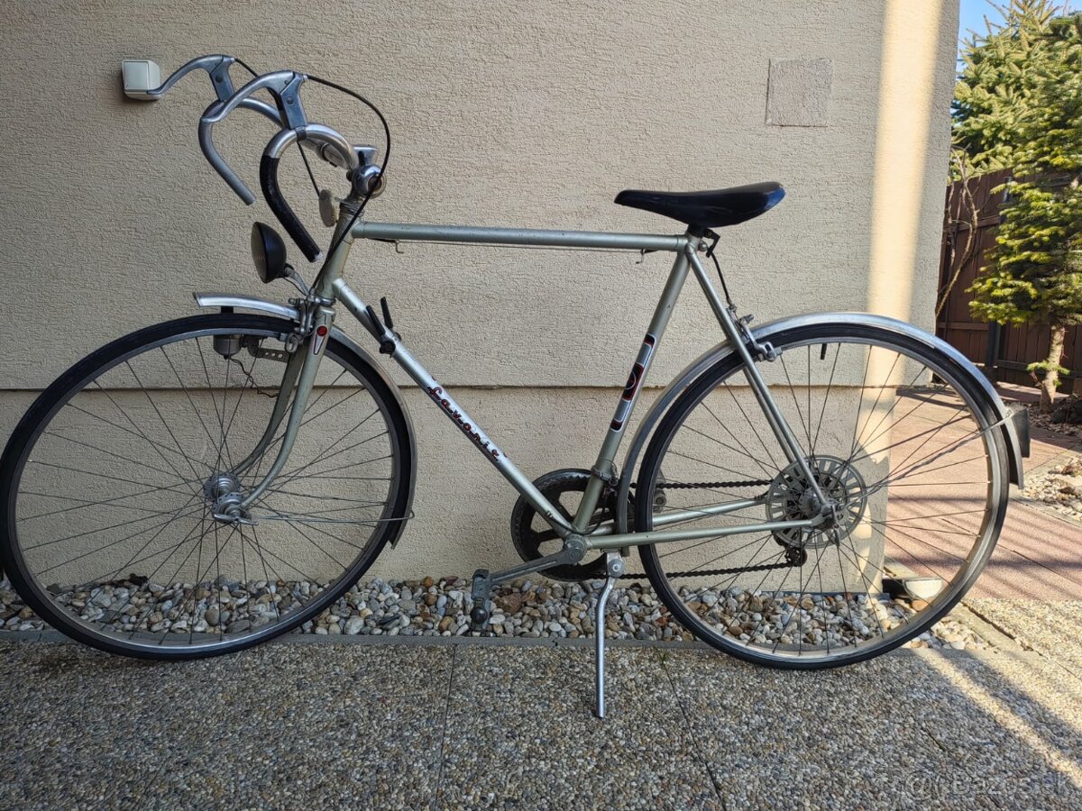 Predám bicykel Favorit - 2