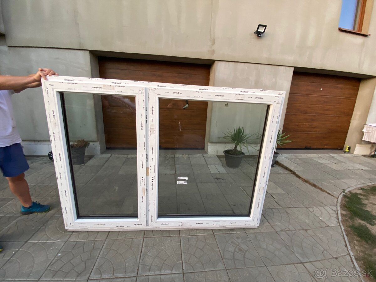 okno 2000 x 1420 - 2