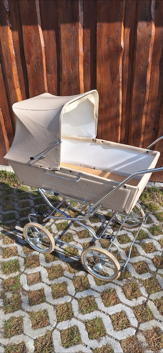 Retro kočík - 2
