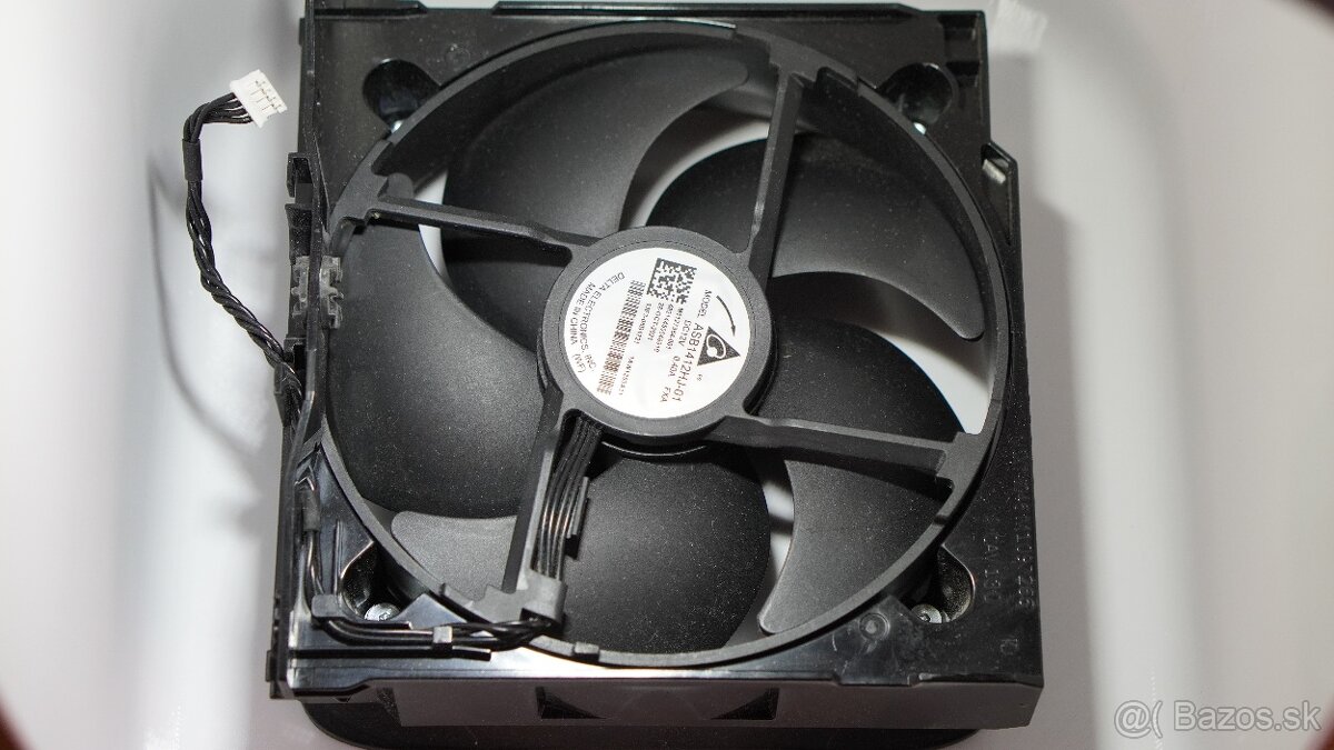Náhradné diely – Xbox Series X - 2
