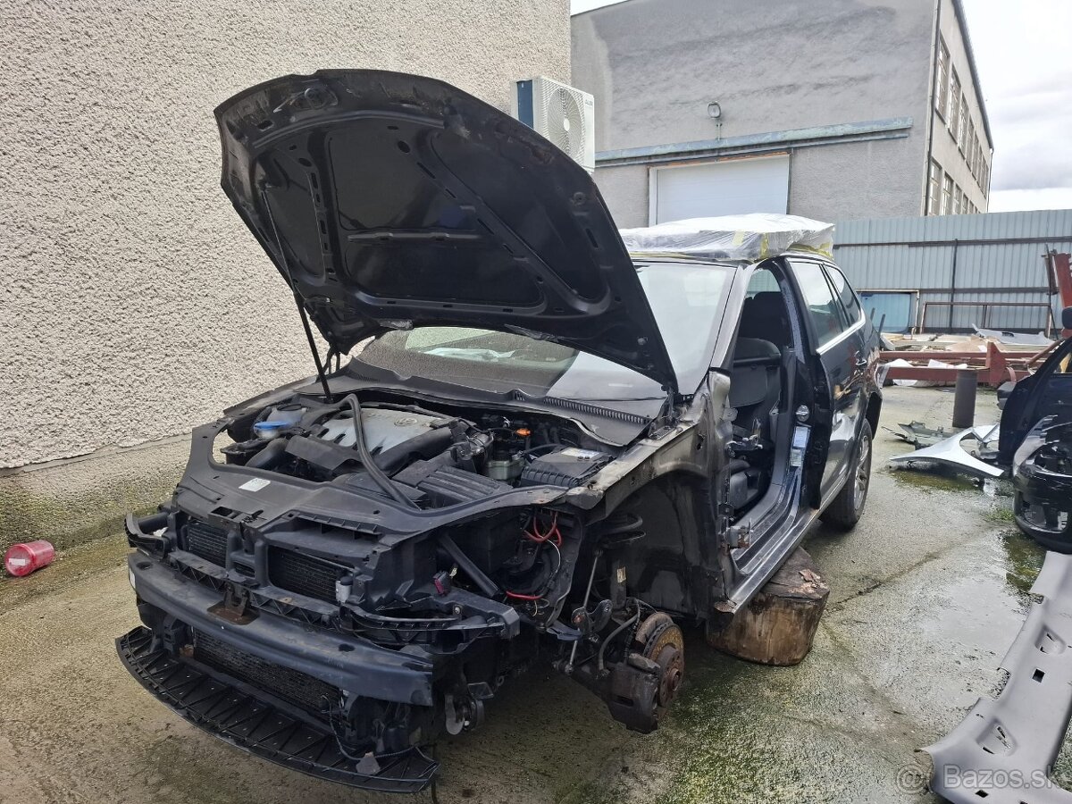 rozpredám Golf 5 kombi 2,0tdi bmm - 2