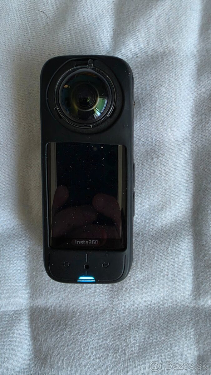 Predám Insta360 X3 - 2