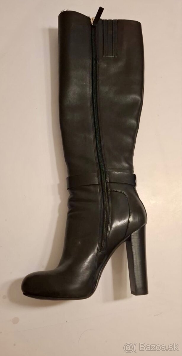 Predám čierne kožené vysoké čižmy GUESS - 2