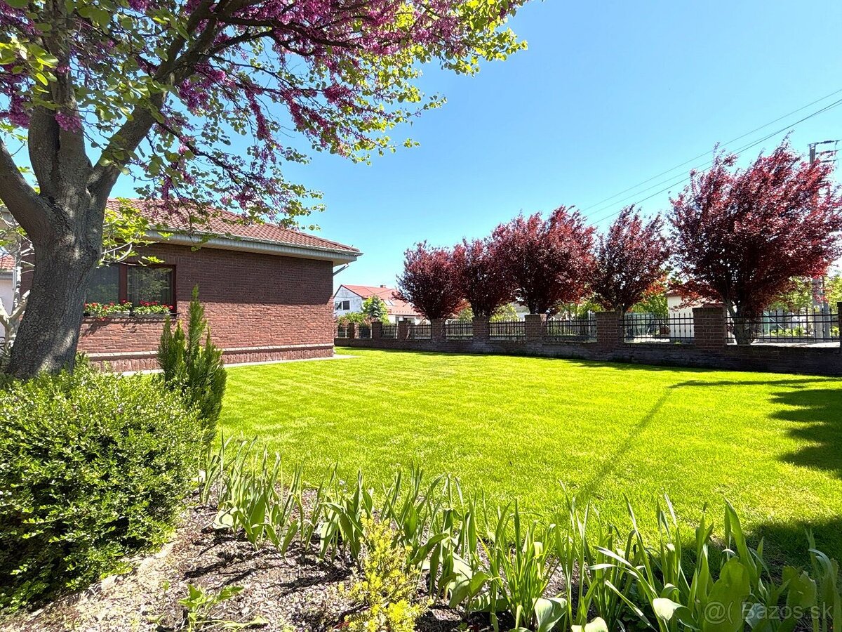 Štýlový 4i dom so zimnou záhradou a záhr. domčekom | Hrubá B - 2