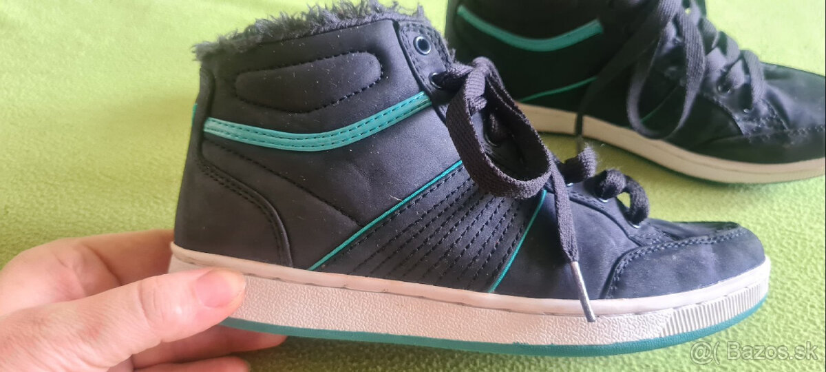 Prechodné zateplené tenisky chlapčenské veľ. 36 - 2