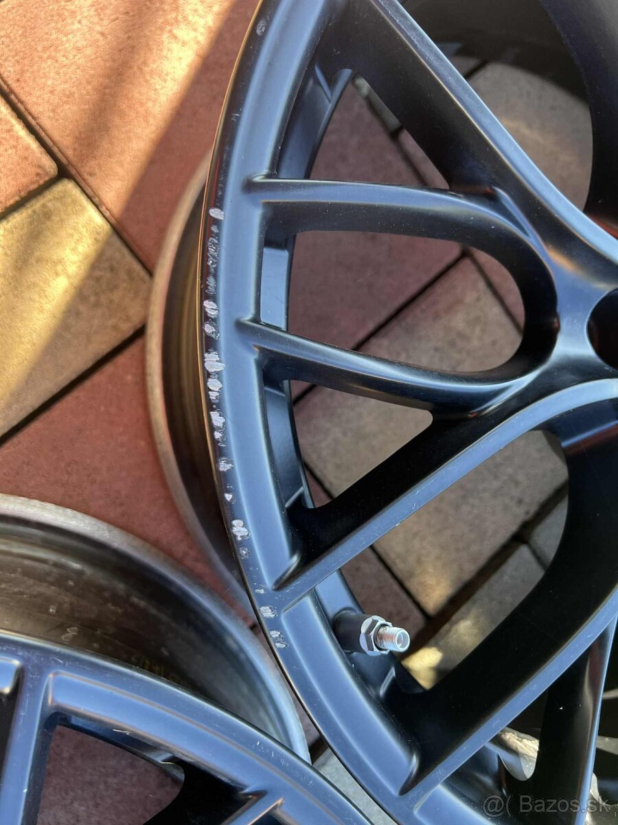 Disky BMW r18 - 2