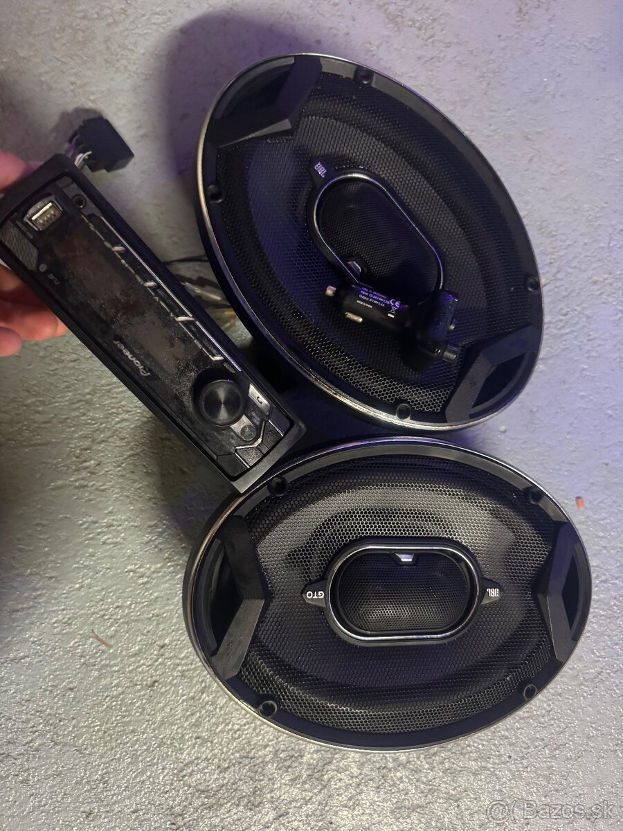 JBL vo výbornom stave - 2