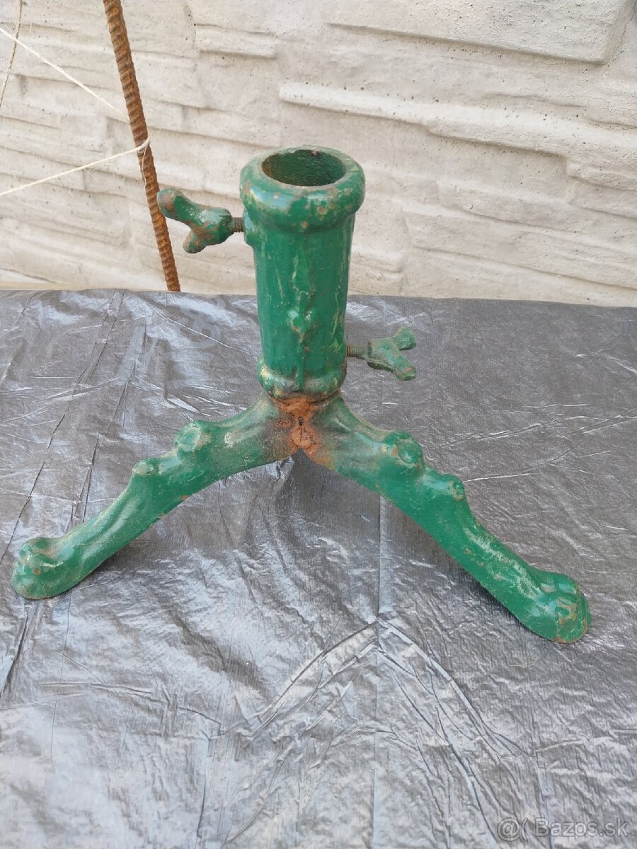 Stojan na vianočný stromček 10€ - 2