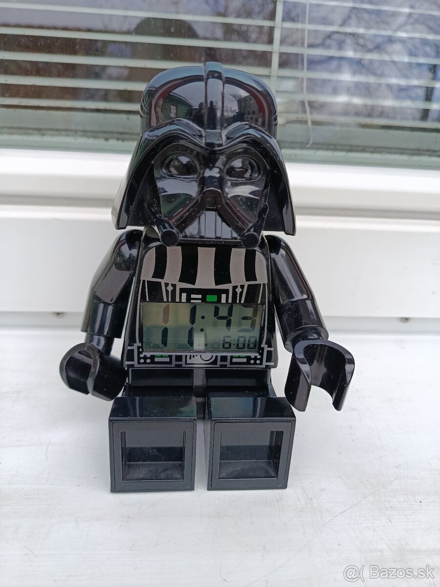 LEGO Star Wars Darth Vader Hodiny s budíkem - 2