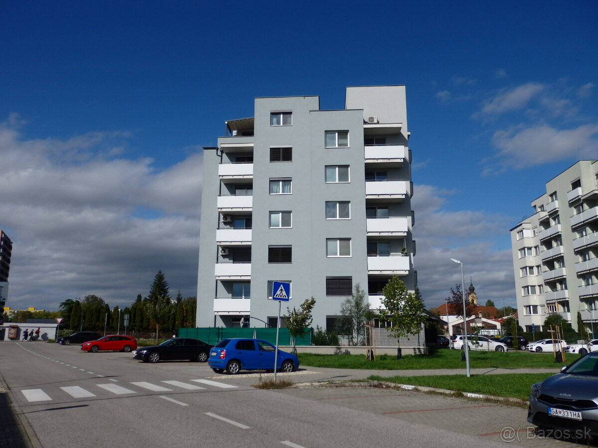 Meander Sered,Kukučínová ul. - 2