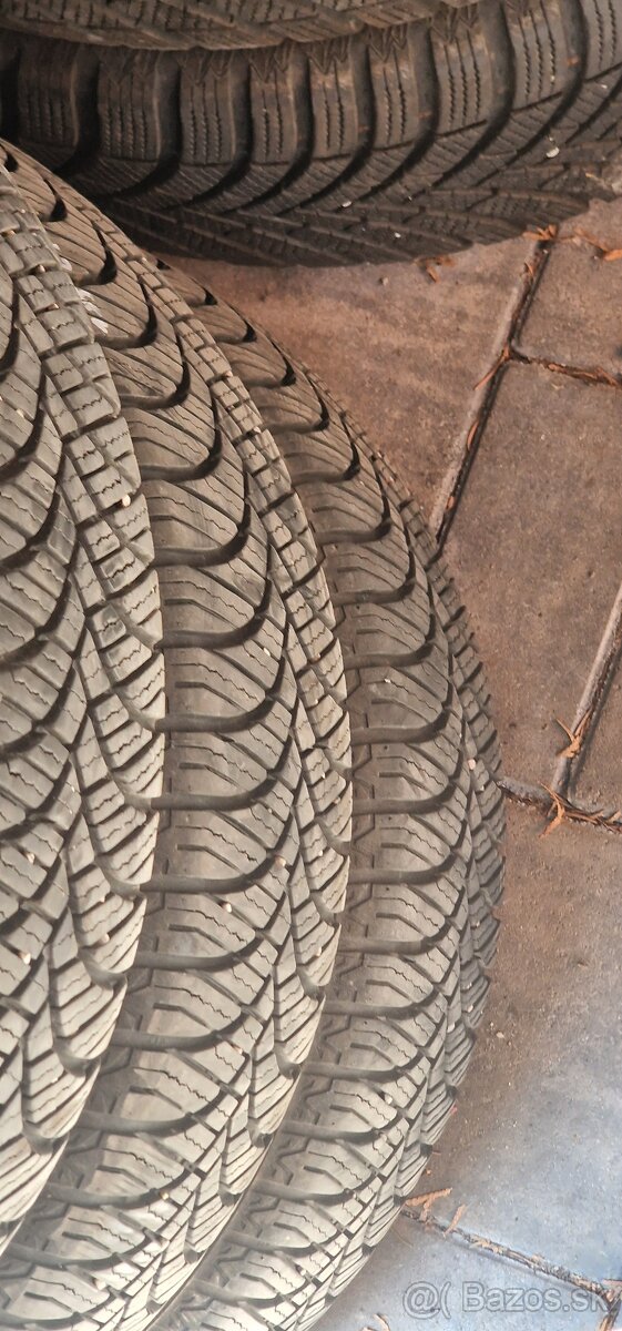 185/65 R15 Goodride - 2