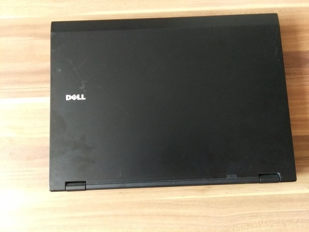 rozpredám notebook Dell latitude e5500 - 2