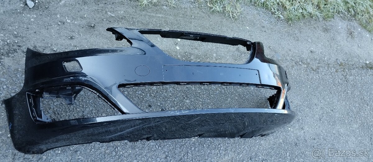 Seat Exeo přední nárazník - 2