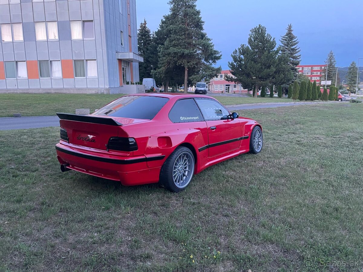 BMW E36 Coupe M50B30 Driftcar - 2