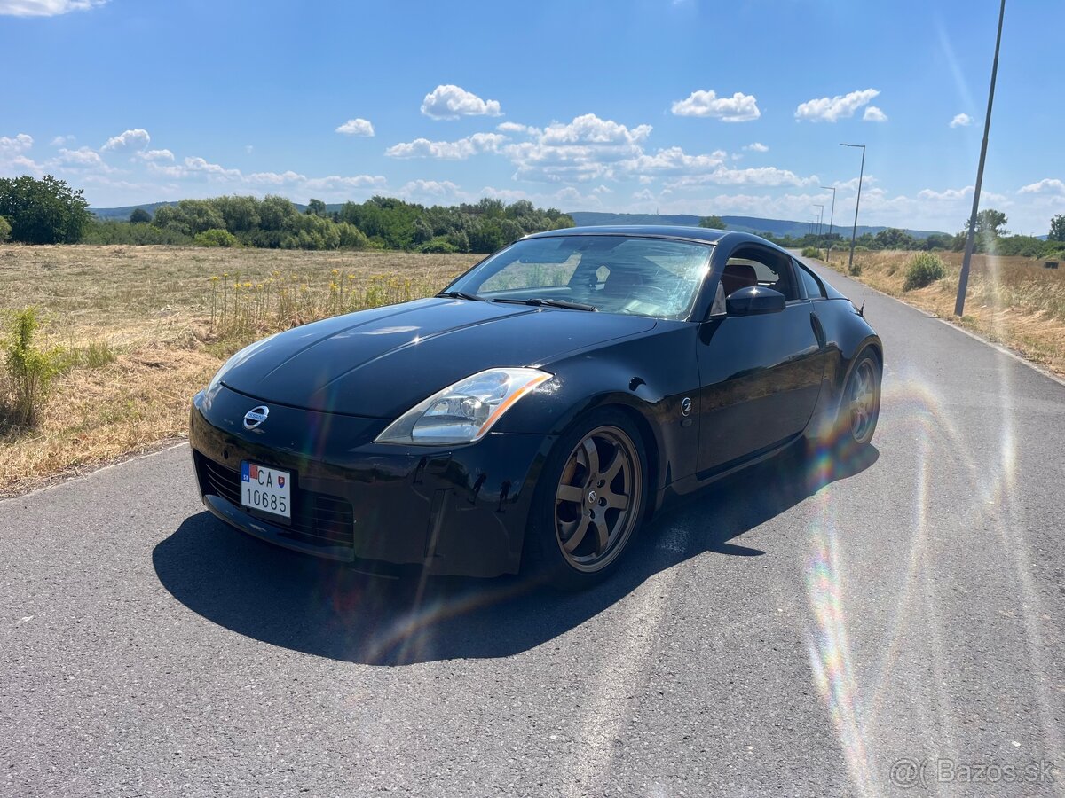 Nissan 350Z - 2