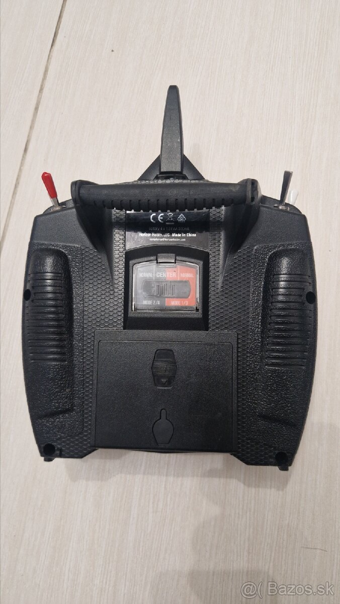 Vysielač Spektrum DX6e - 2