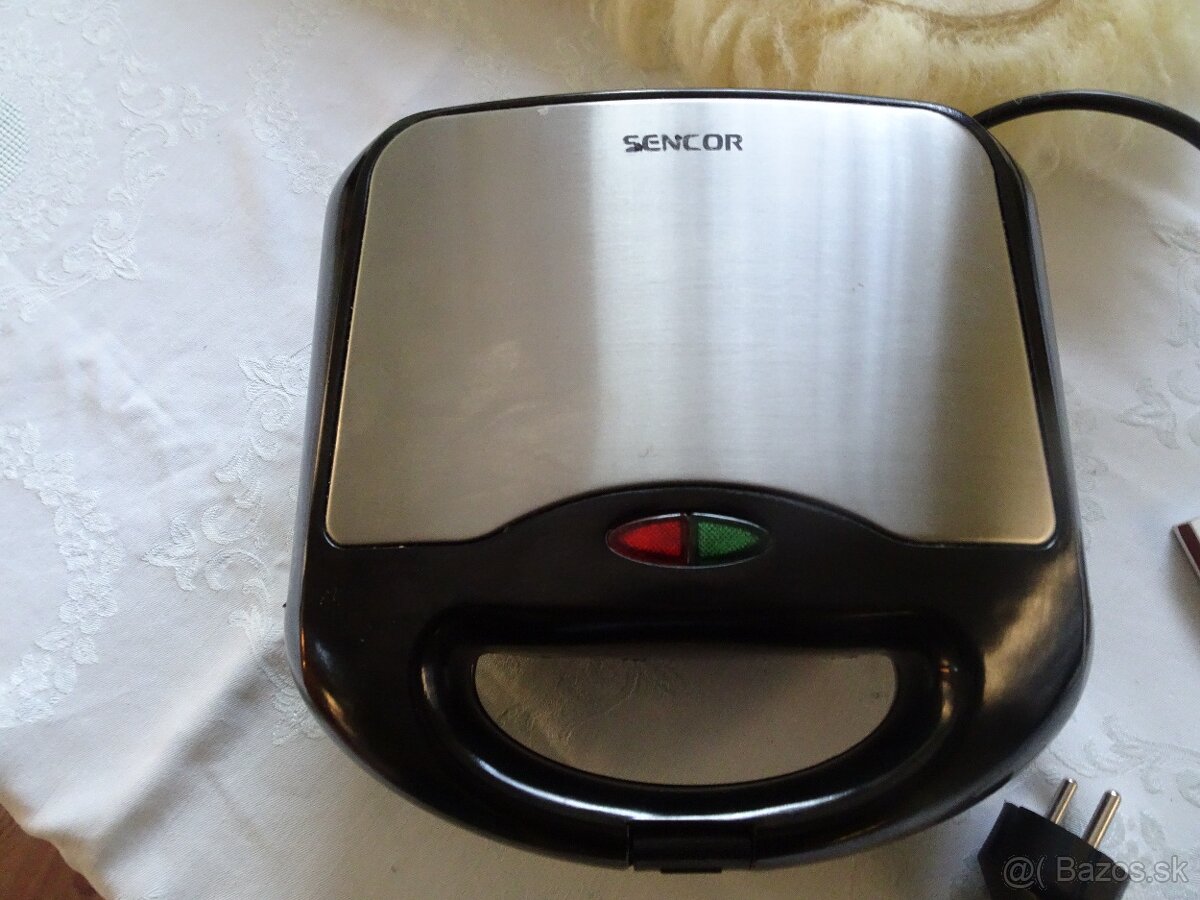 Predám Sendvičovač - Toaster na sendviče SENCOR - 2