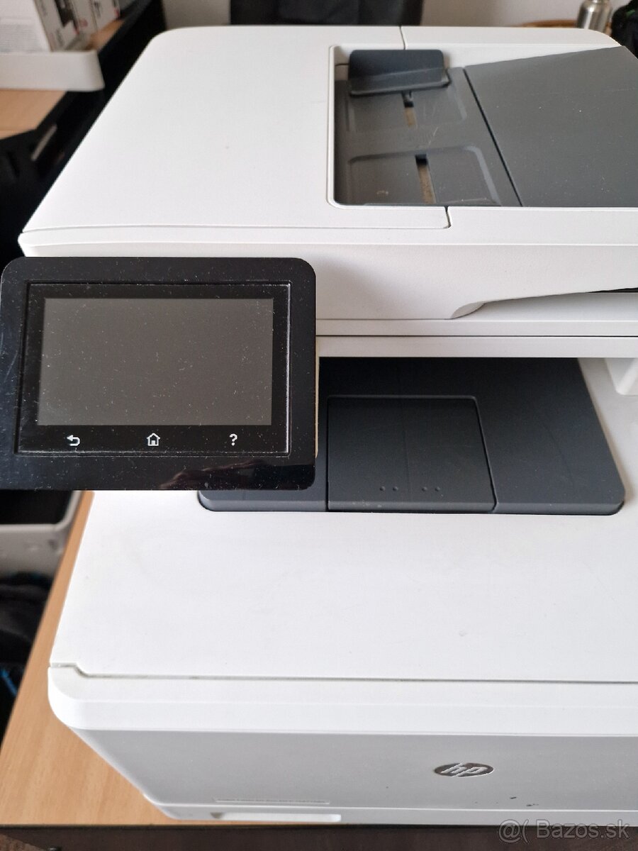 HP Color Laser Jet Pro MFP M477fdn - 2