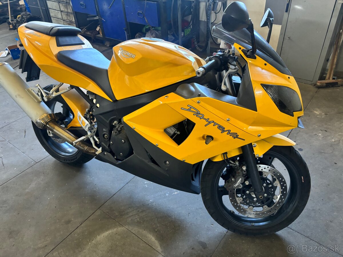 Triumph Daytona - 2