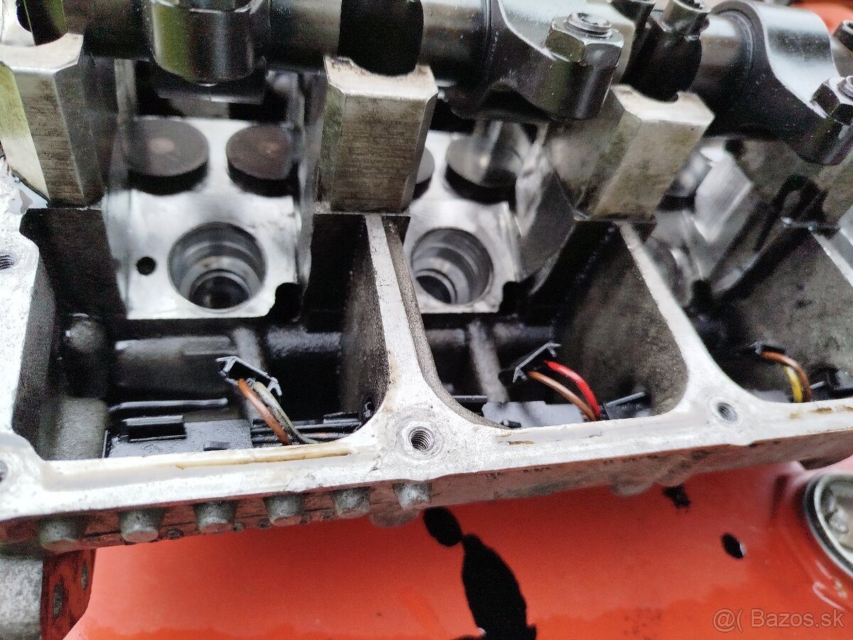 Predám hlava valcov 1.9 77kw bls - 2