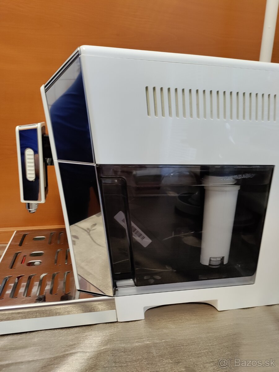 Kávovar Delonghi Eletta - 2