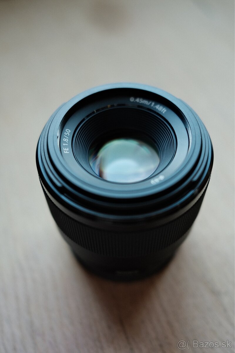 Sony 50mm f/1.8 FE - 2