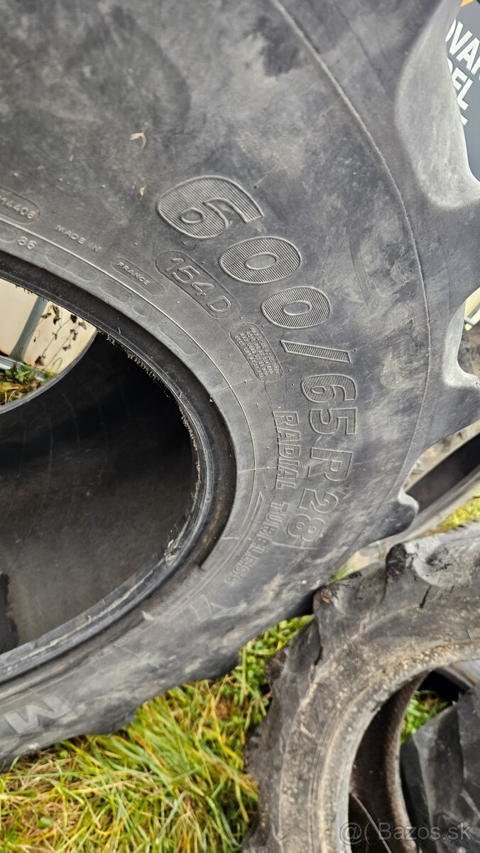 Traktorova pneu 600/65 r28 - 2