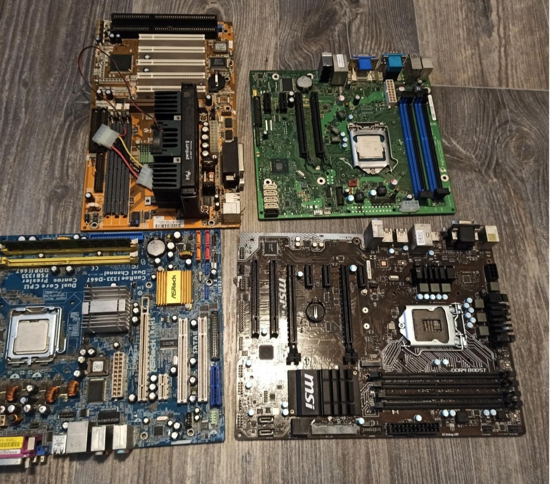 Kúpim staré RAM-ky. a sieťové komponenty - 2