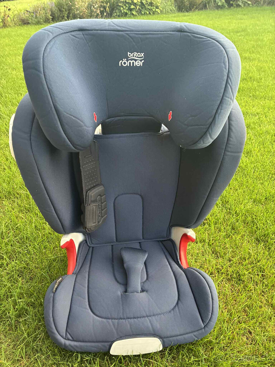 autosedačku Romer KIDFIX II XP SICT 2020 - 2