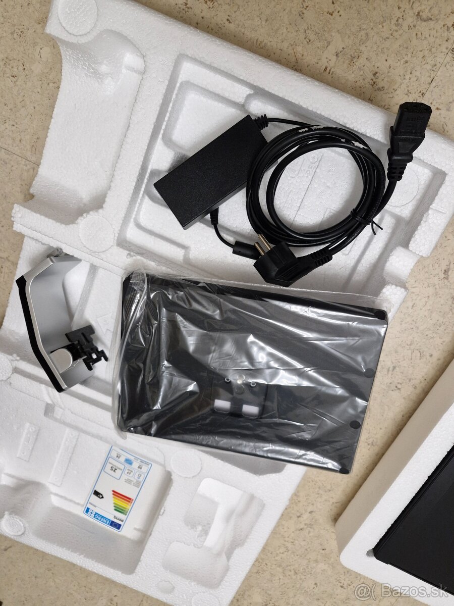 BENQ LED Monitor 24" - 2