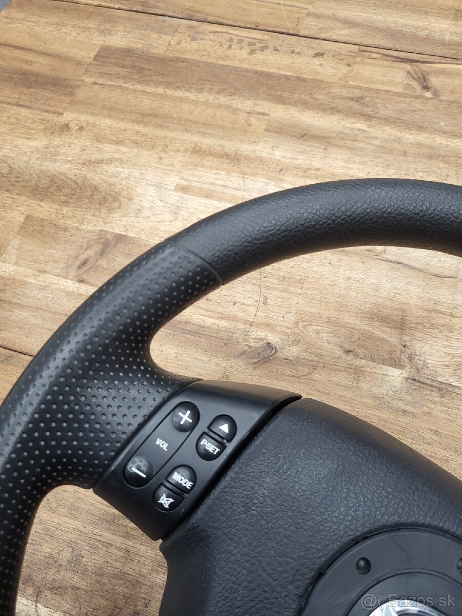 Volant Mazda 2 - 2