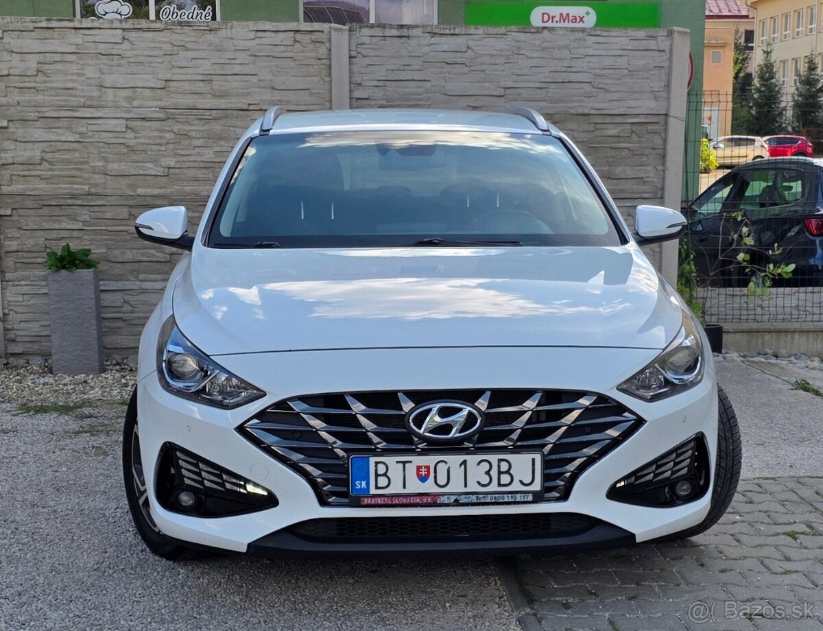Hyundai i30 1.6 CRDi - combi - 2