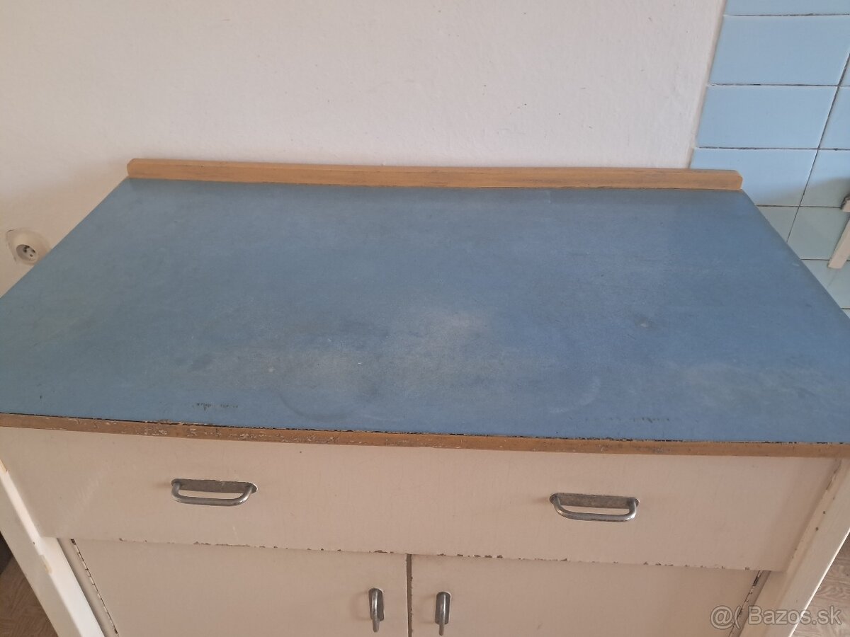 Umyvaci stol - 2