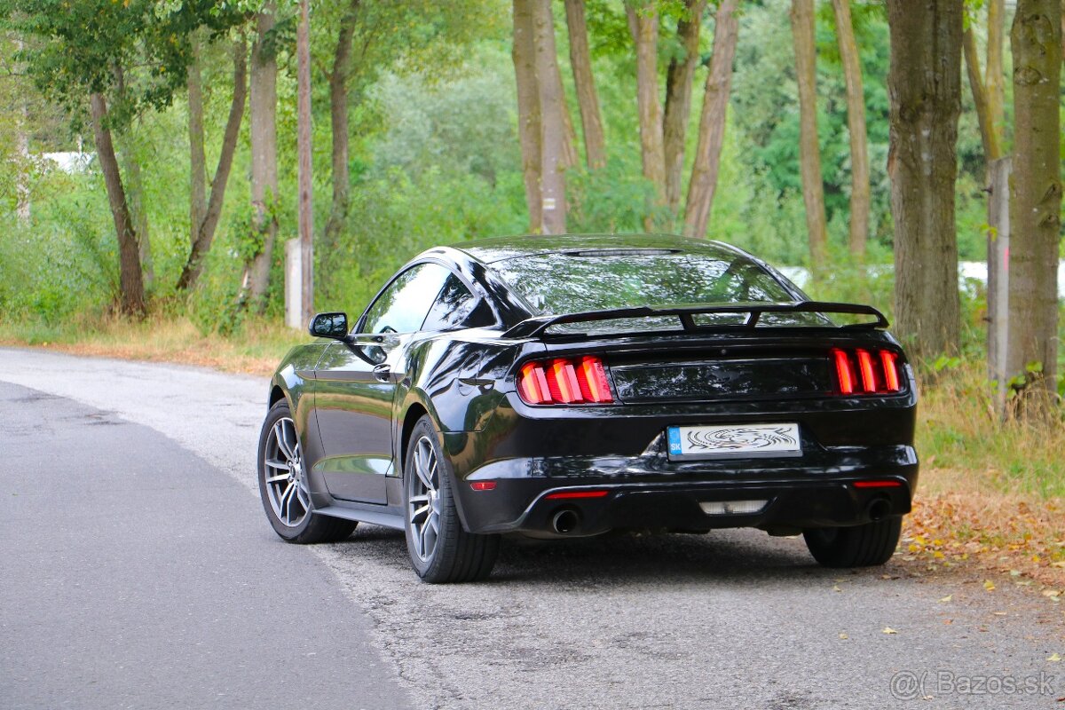 Ford Mustang 3.7 - 2
