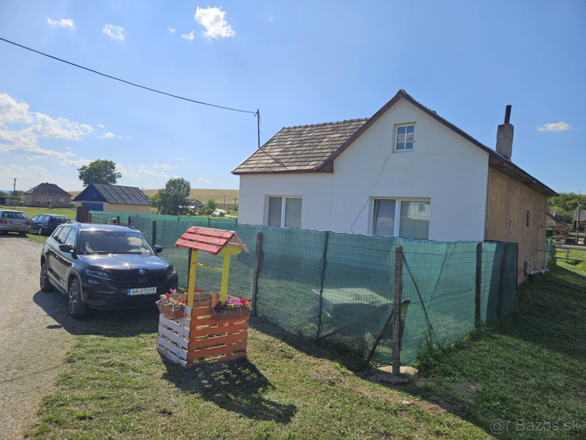 Ponúkame rodinný dom v obci Kesovce. - 2