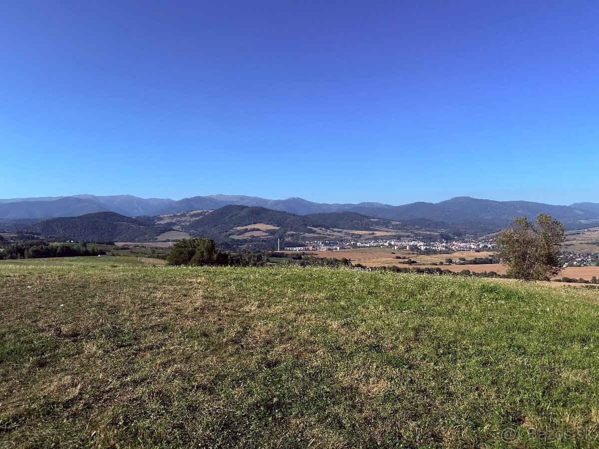 Rozľahlý pozemok s nádherným výhľadom - 2