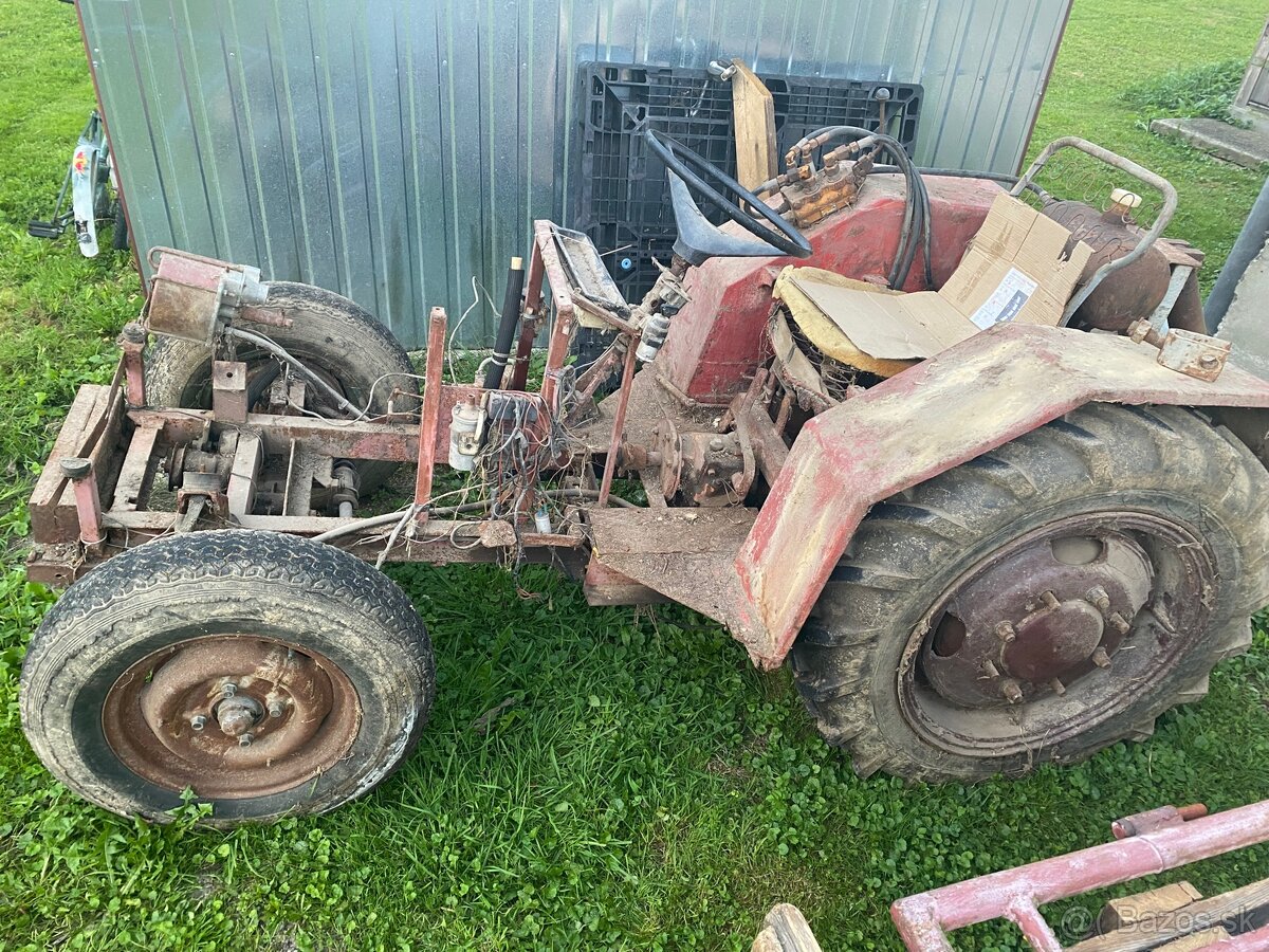 Predam malotraktor - 2