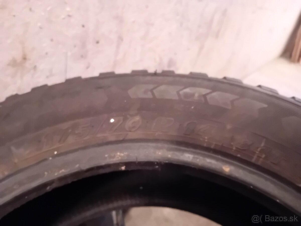 2ks zimné pneu 175/70 R14 s dobrým dezénom - 2